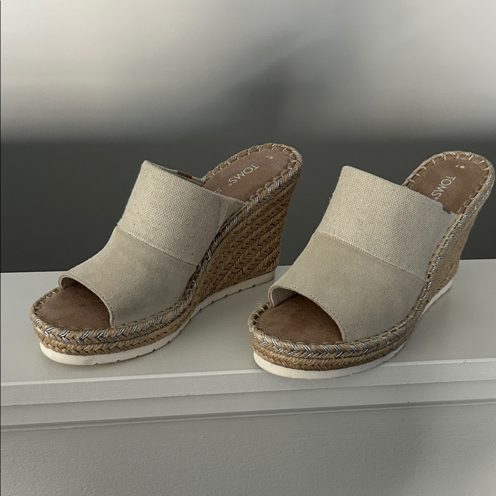 TOMS Women's Cream Wedge Sandals
